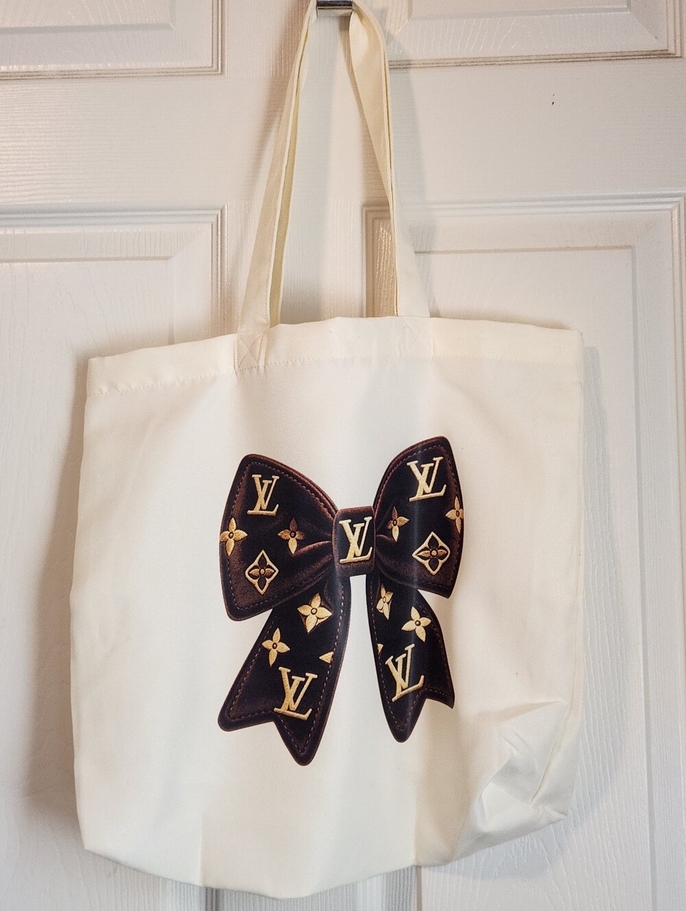 NWOT, TOTE BAG